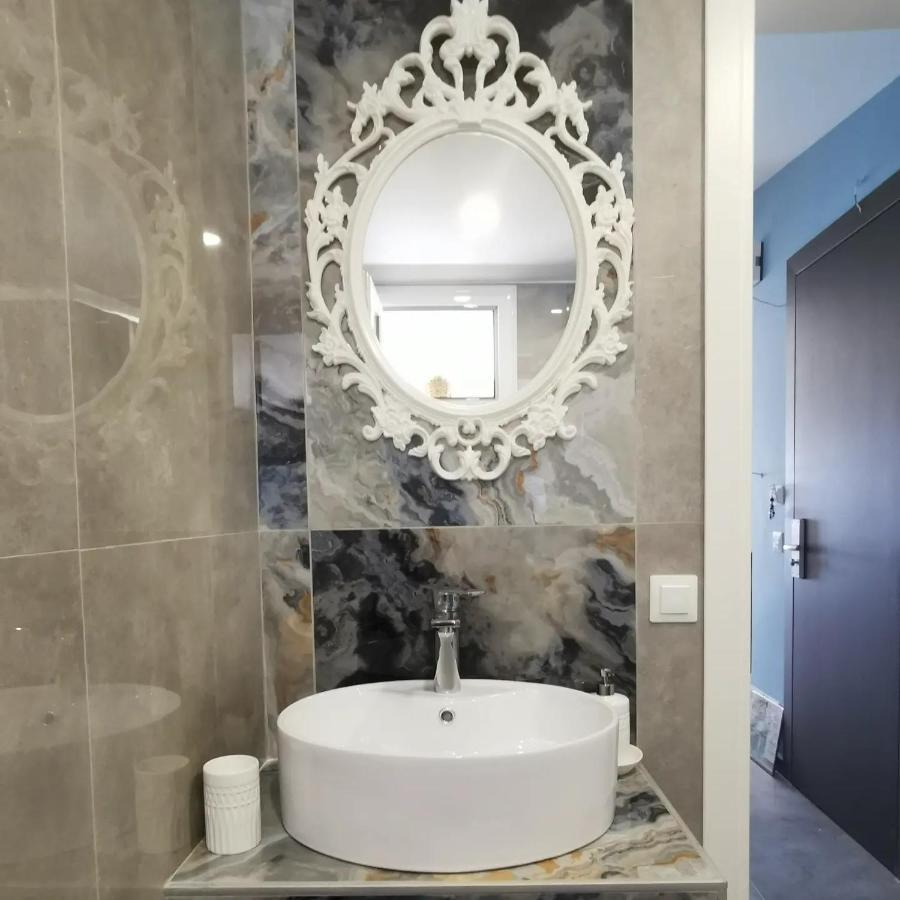 Апартаменты Sea Breeze Luxury *