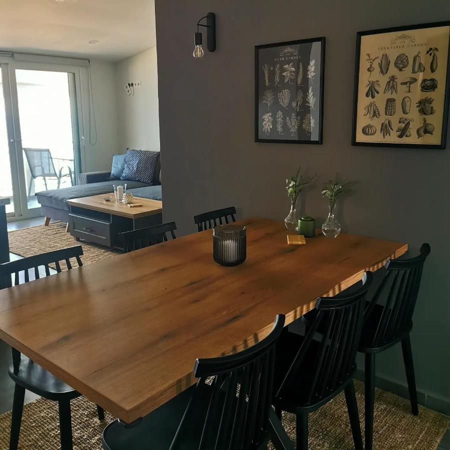 Sea Breeze Luxury Apartment
