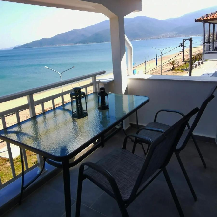 Sea Breeze Luxury Apartment Nea Vrasna