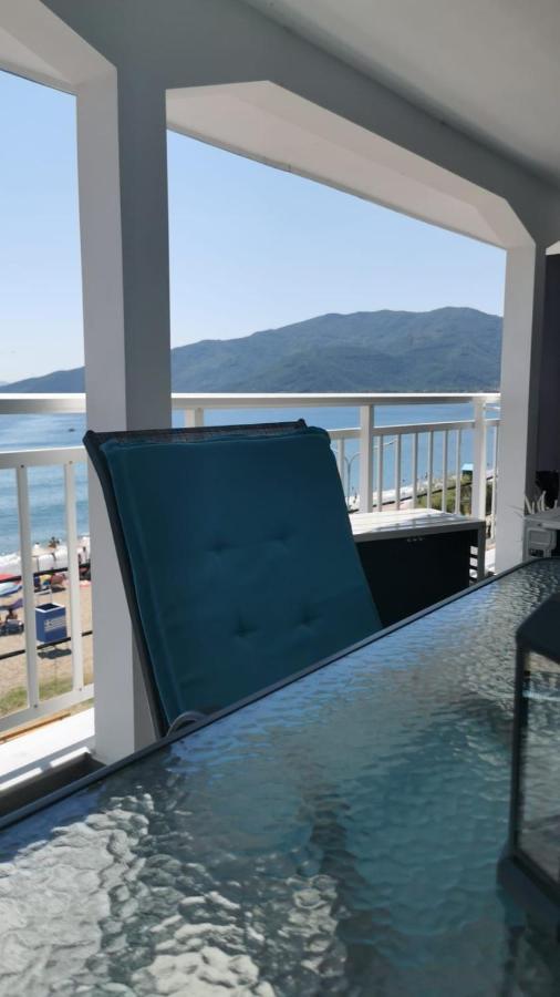 Apartment Sea Breeze Luxury *